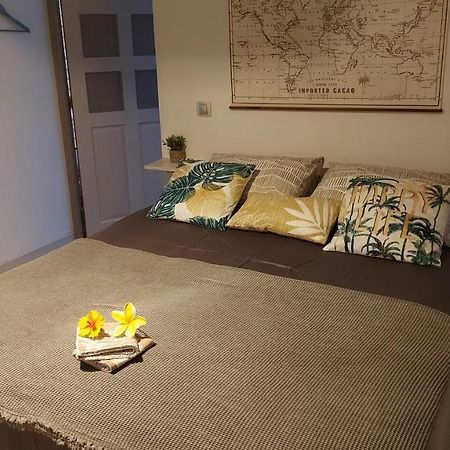 Studio Vaimiti Pour 2 Personnes Vue Mer Et Moorea Faaa Екстериор снимка