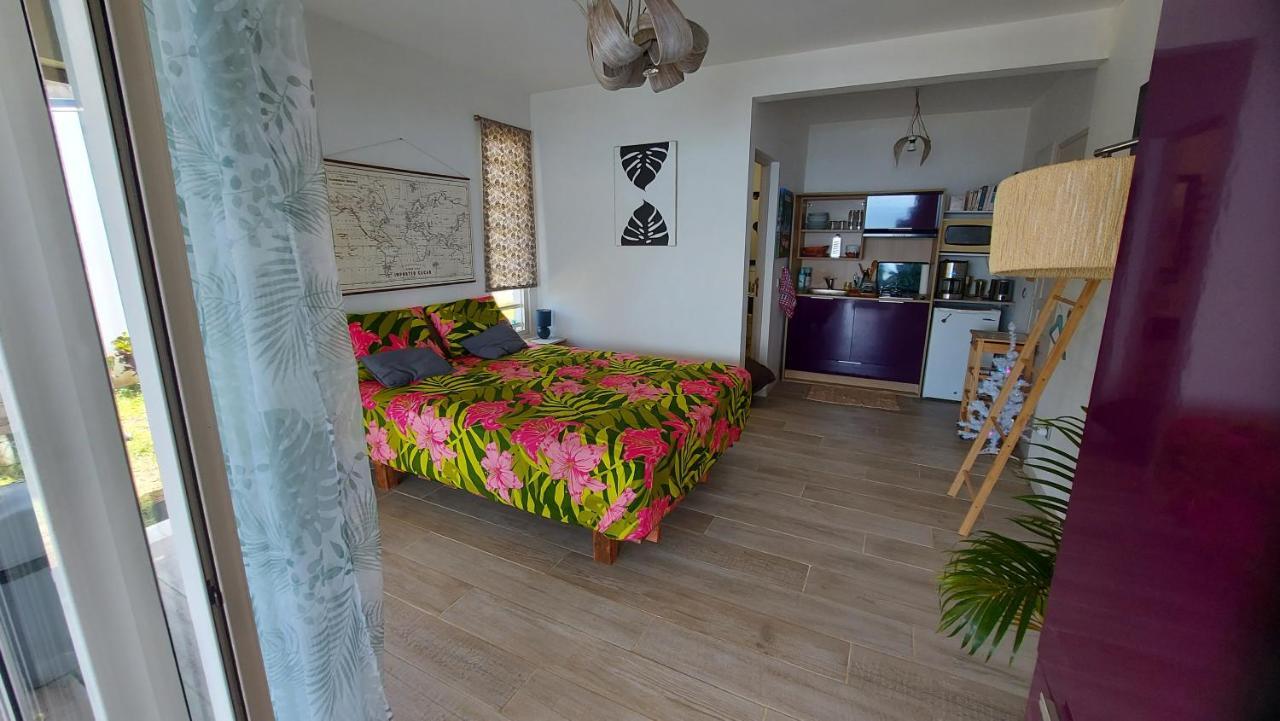 Studio Vaimiti Pour 2 Personnes Vue Mer Et Moorea Faaa Екстериор снимка