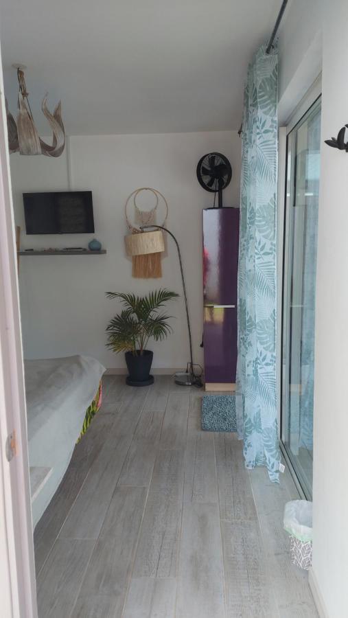 Studio Vaimiti Pour 2 Personnes Vue Mer Et Moorea Faaa Екстериор снимка